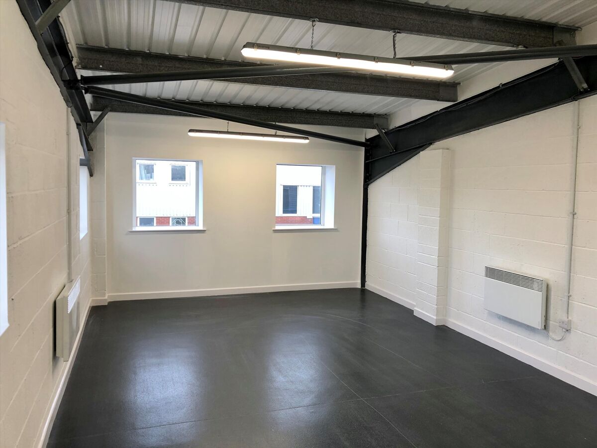 Industrial/Distribution to rent in Unit 2 Bamfurlong Industrial Park