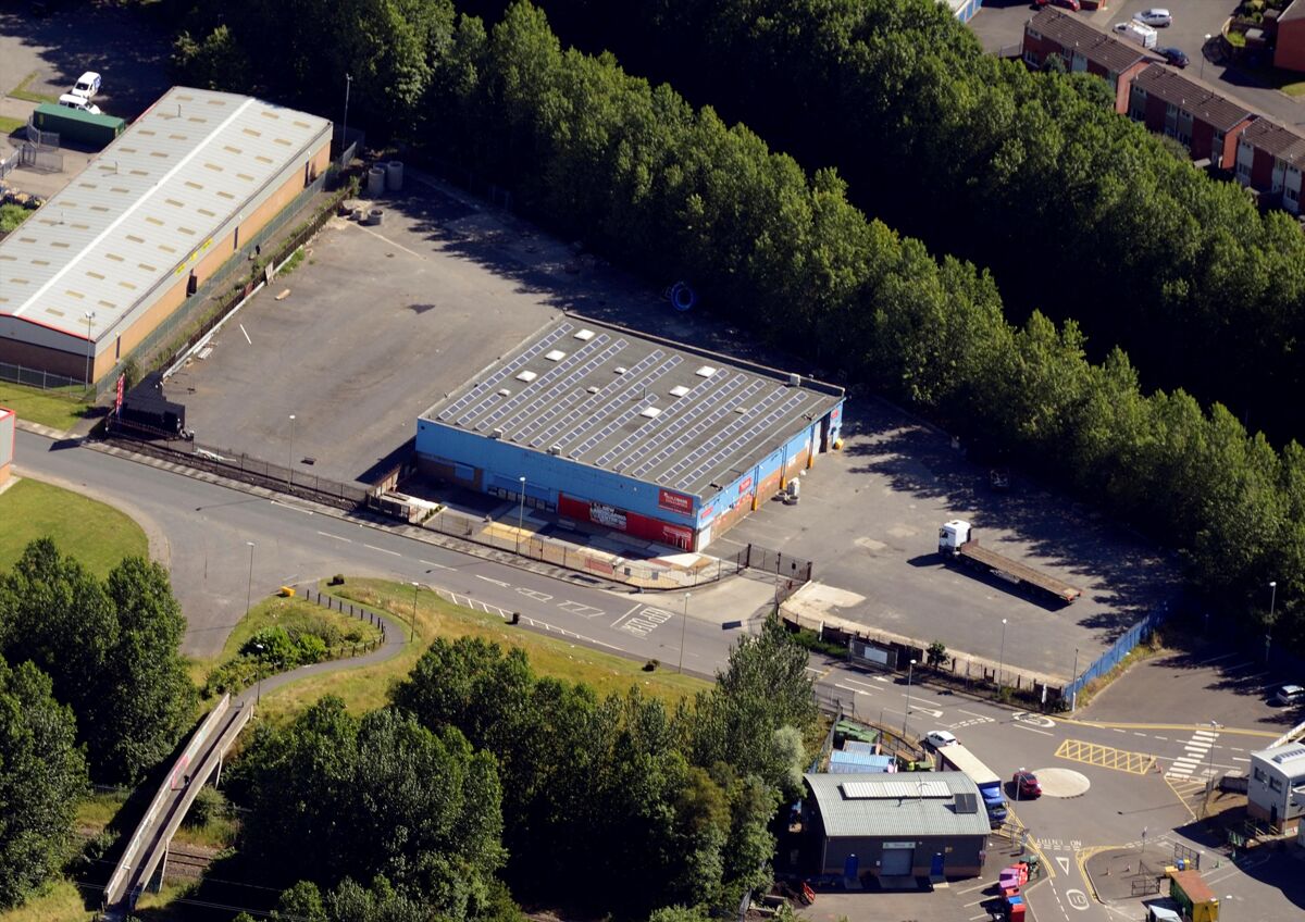 Industrial/Distribution to rent in 4 Throckley Way, Middlefields