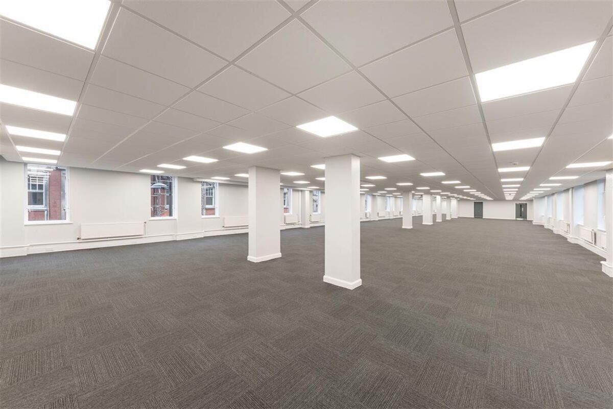 Office to rent in Tyne House, The Side, NewcastleUponTyne, NE1 3JA