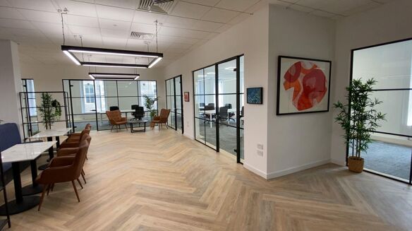 Picture of 3,130 - 6,617 sqft Office for rent.