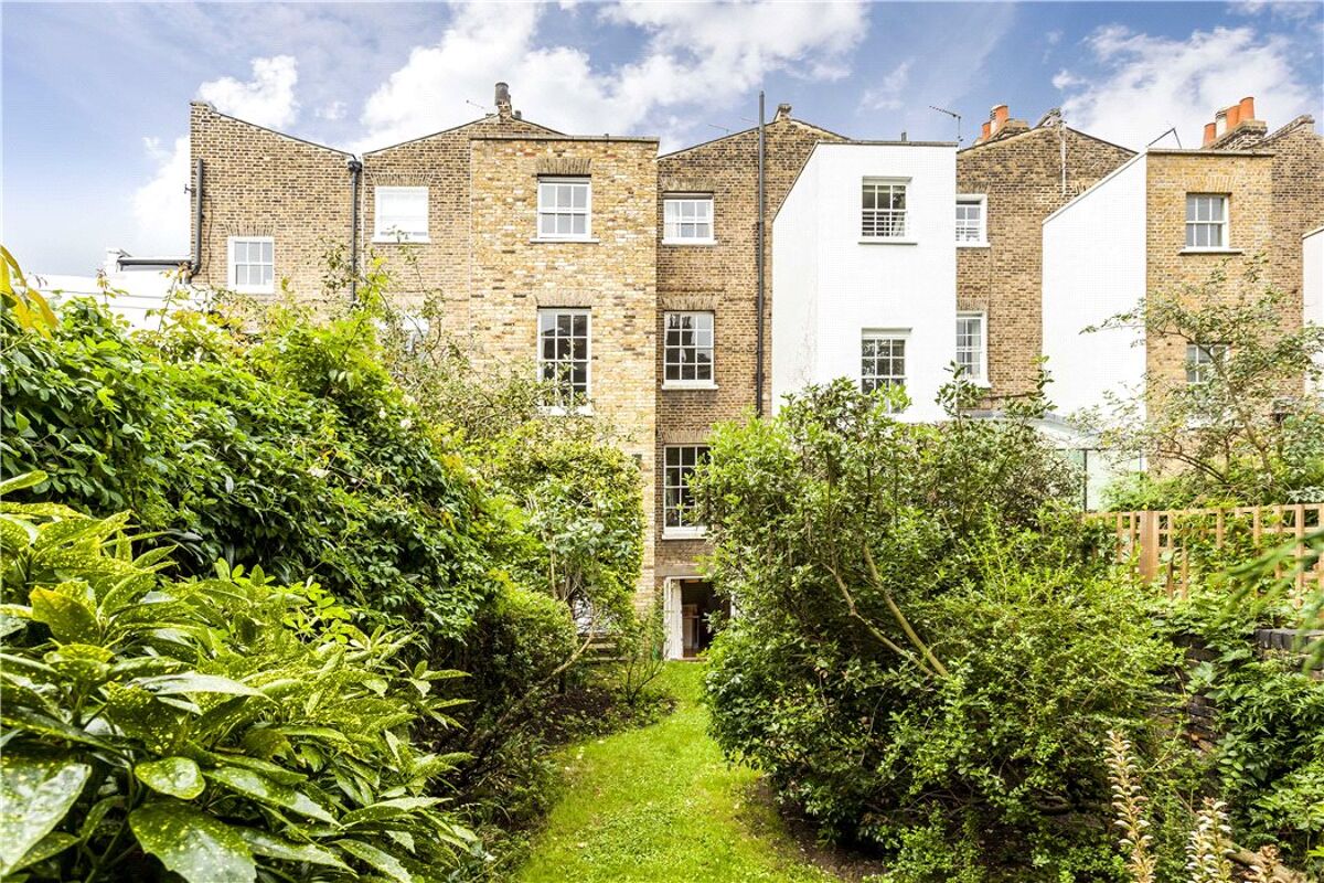 house for sale in Grafton Square, Clapham, London, SW4 CPM150130