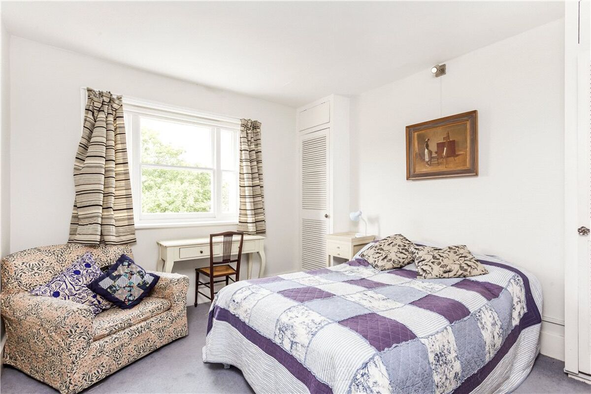 house for sale in Grafton Square, Clapham, London, SW4 CPM150130