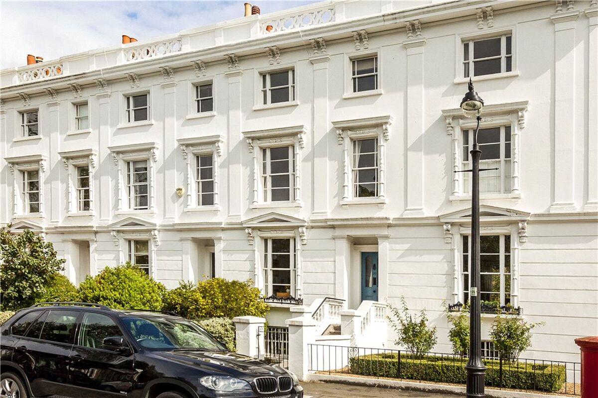 house for sale in Grafton Square, Clapham, London, SW4 CPM150130