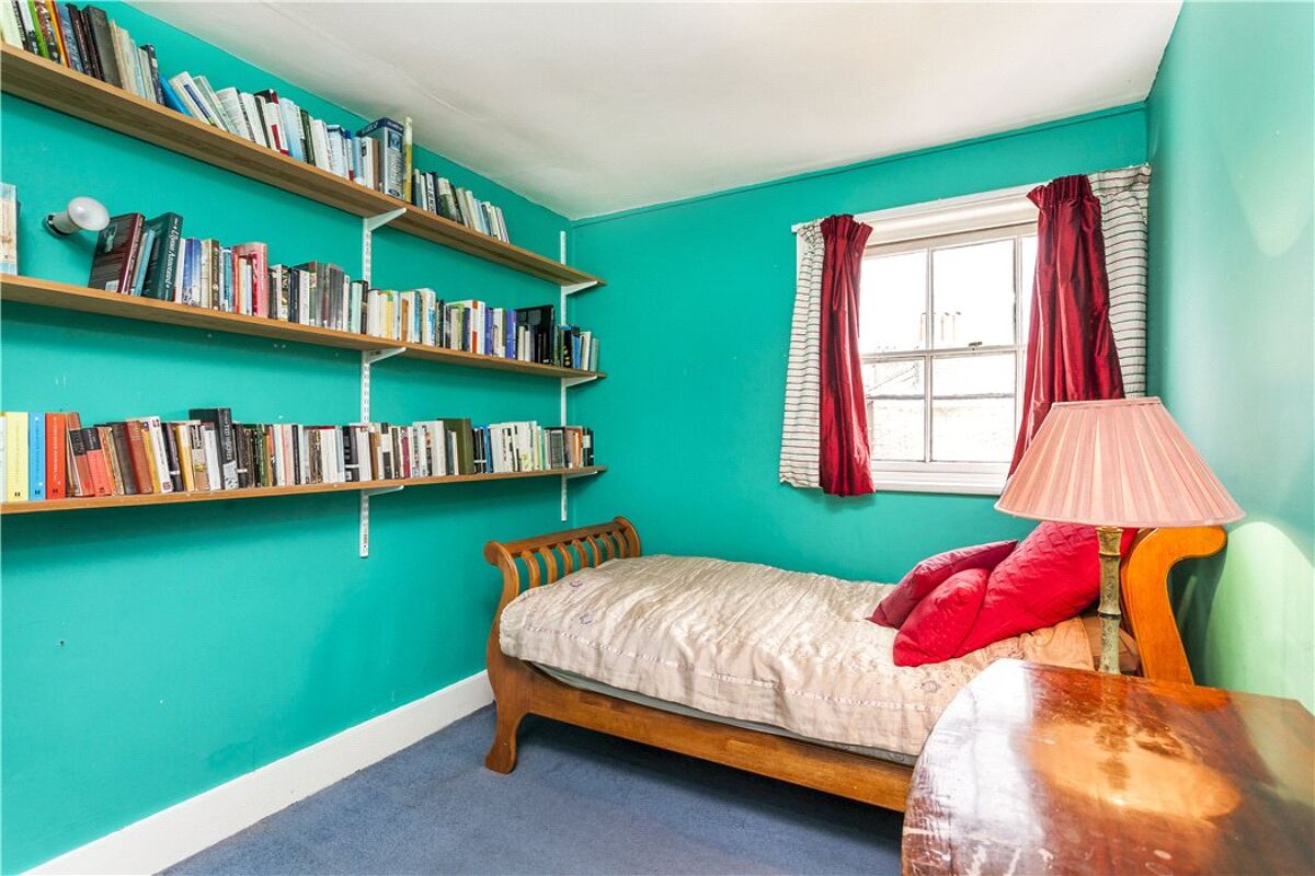 house for sale in Grafton Square, Clapham, London, SW4 CPM150130