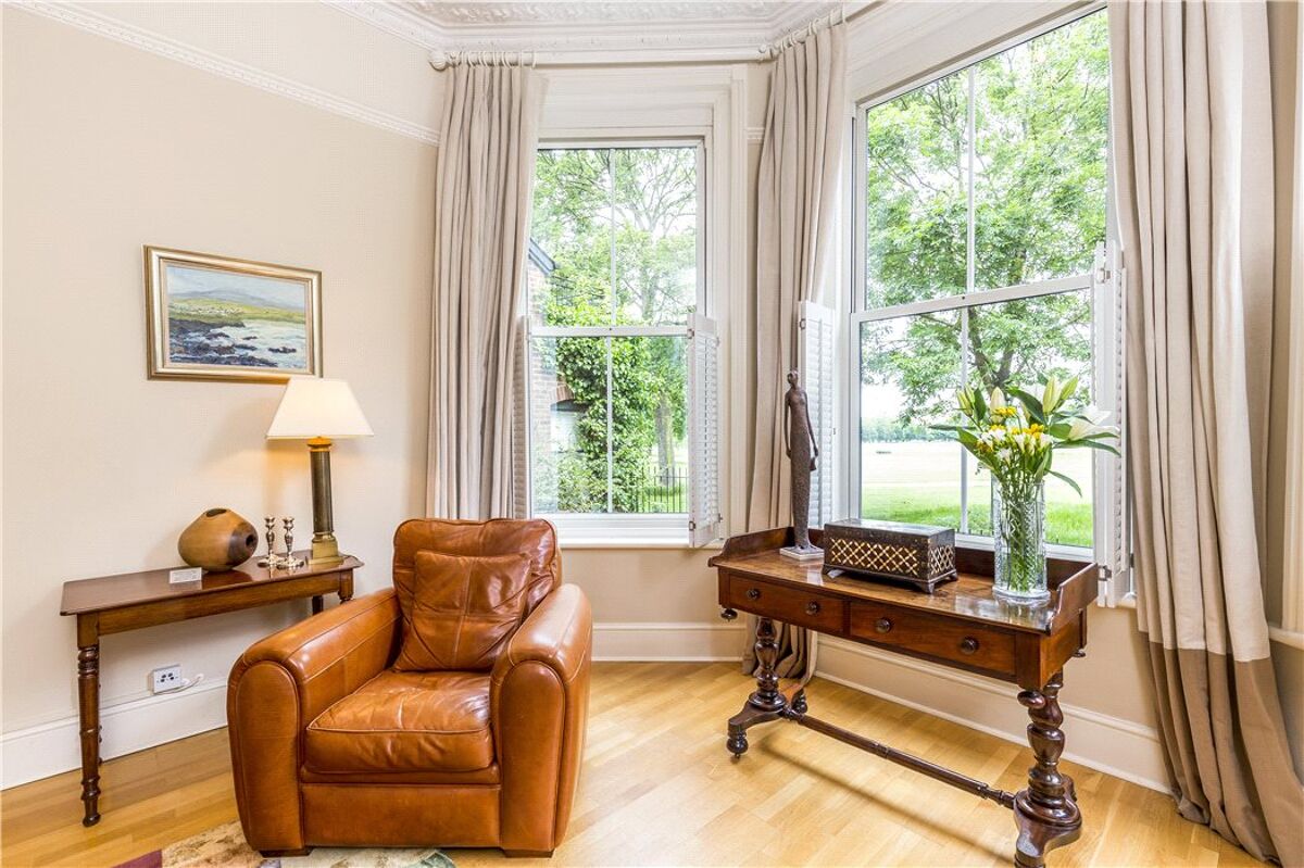 flat for sale in Windmill Drive, Clapham, London, SW4 CPM160075