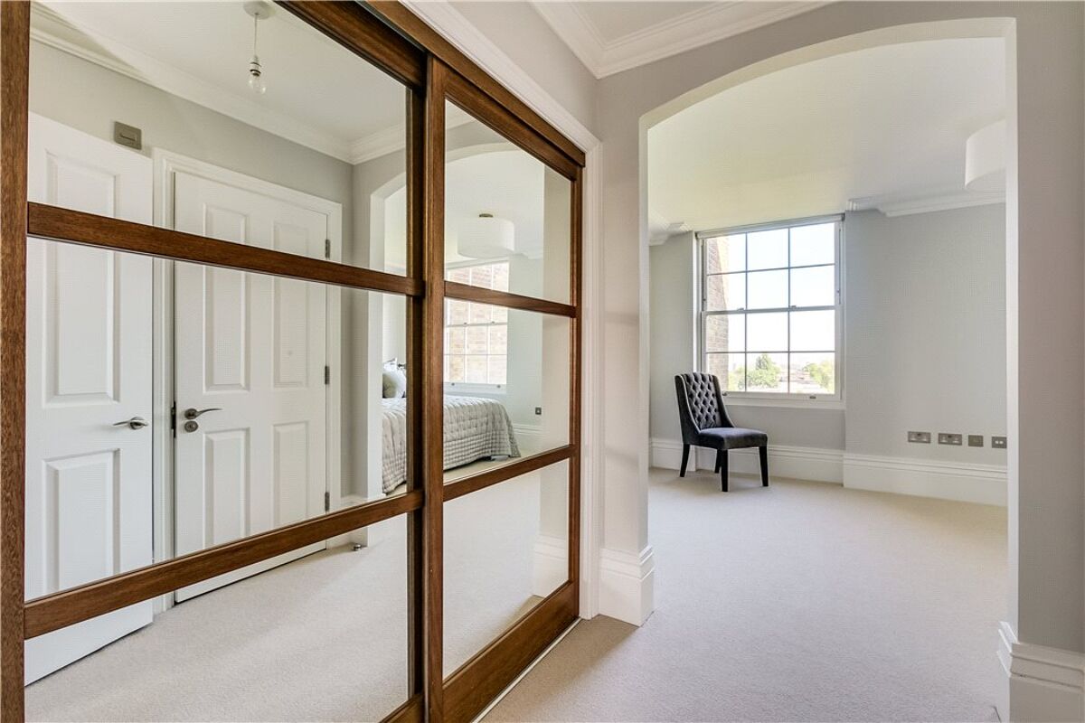 flat for sale in Thornton Place, Clapham Common North Side, Clapham
