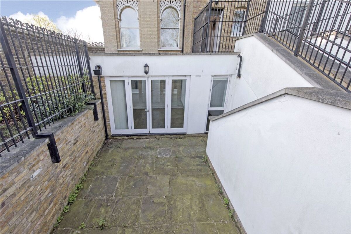 flat for sale in Thornton Place, Clapham Common North Side, Clapham