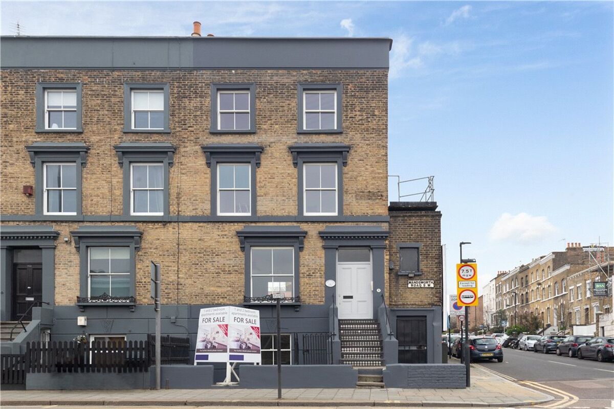 flat for sale in Wandsworth Road, Clapham, London, SW8 CPM190018