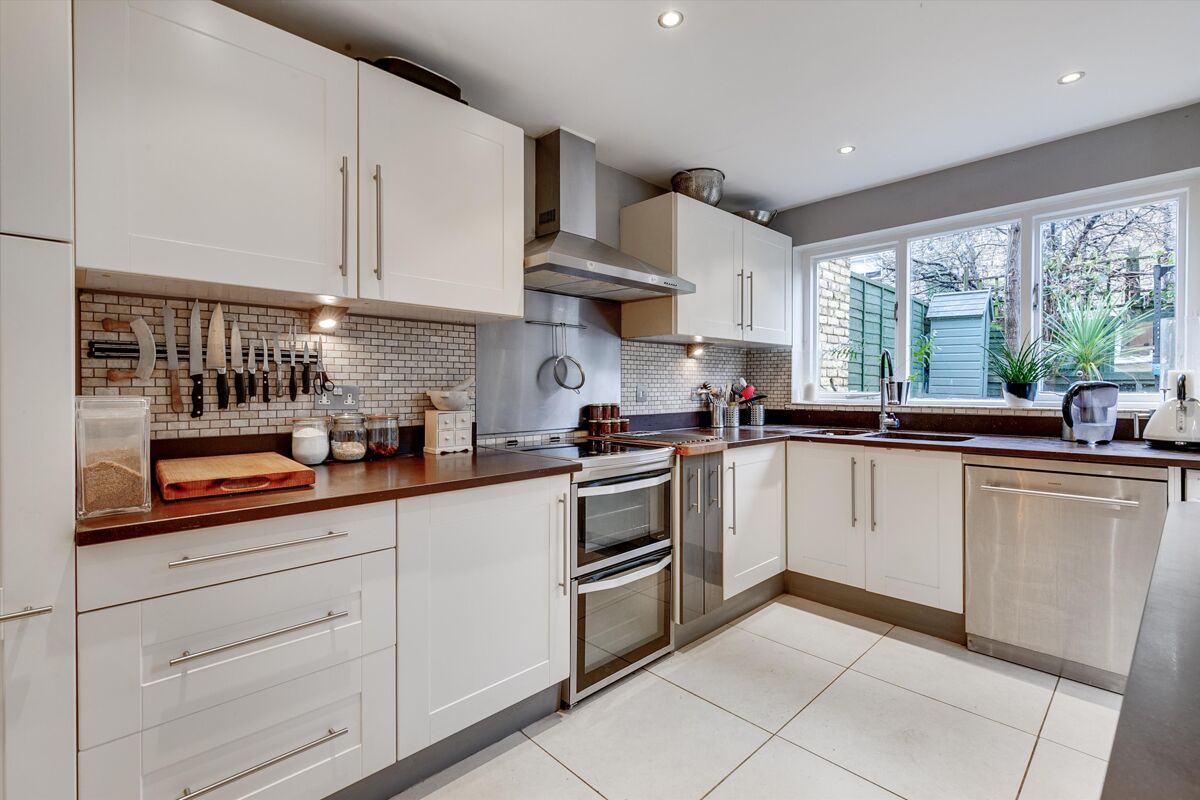 house for sale in Avenue, London, SW4 CPM190046 Knight Frank