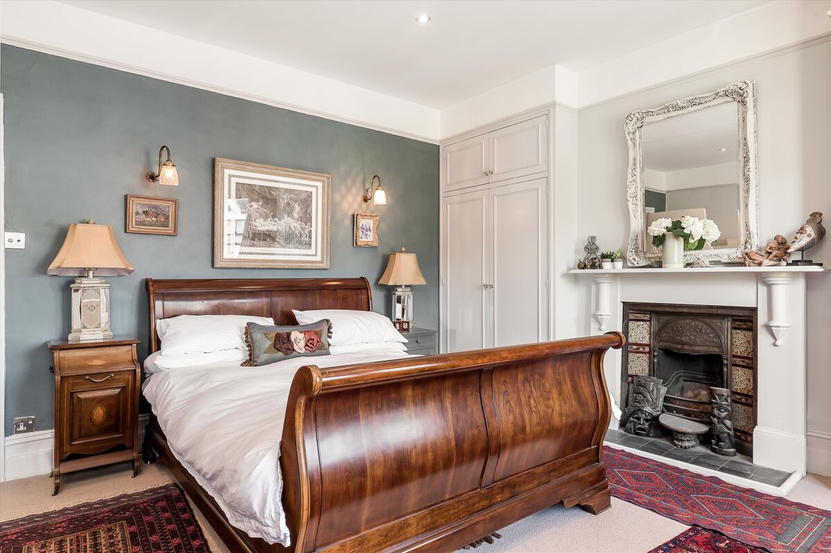 house for sale in Avenue, London, SW4 CPM190046 Knight Frank