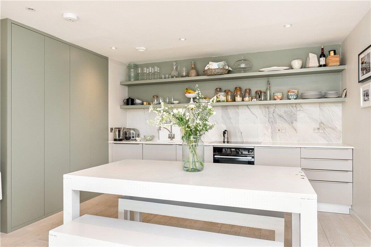 flat for sale in Wingate Square, Clapham, London, SW4 CPM190081