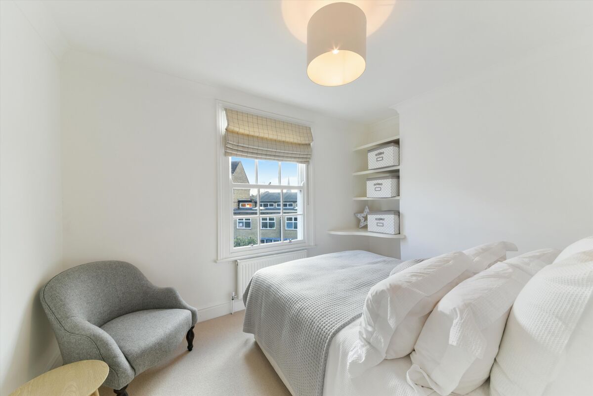 house to rent in Belmont Road, Clapham, London, SW4 CPQ012058190