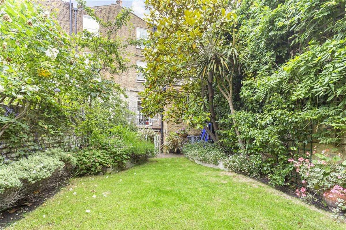 house to rent in Belmont Road, Clapham, London, SW4 CPQ012058190