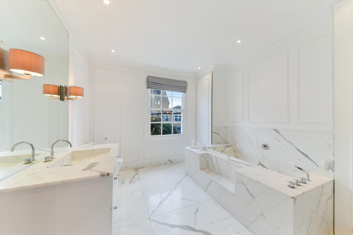 house to rent in Belmont Road, Clapham, London, SW4 CPQ012058190