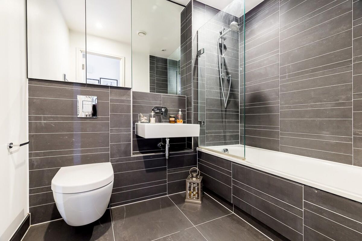 flat to rent in St. Luke's Avenue, The Library Building, Clapham