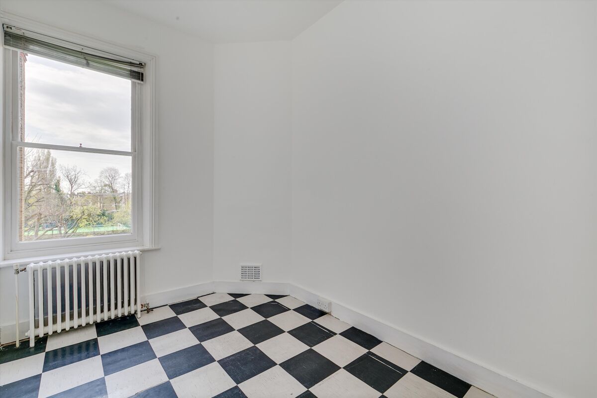 flat to rent in Clapham Mansions, Nightingale Lane, London, SW4