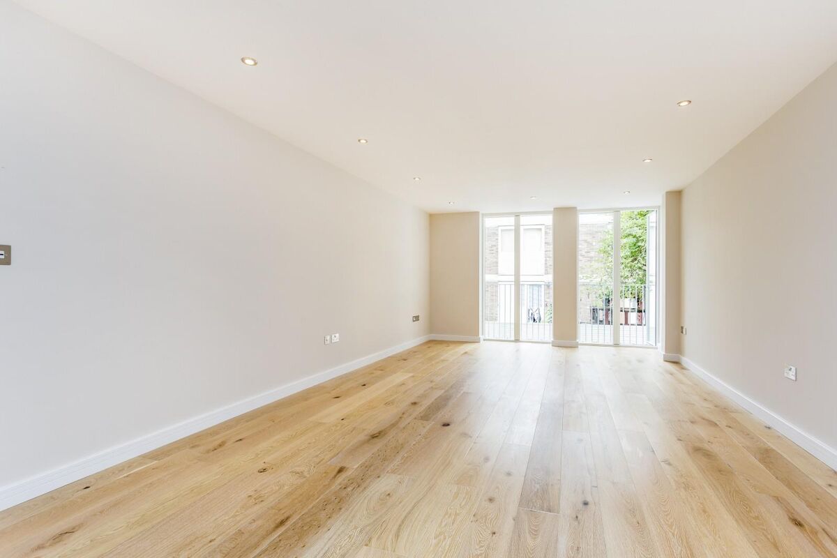 flat to rent in Bedford Road, Clapham, London, SW4 CPQ012136186 Knight Frank