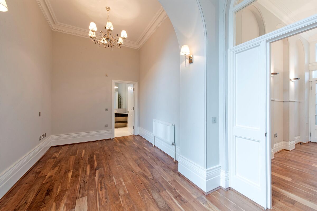 flat to rent in Thornton Place, Clapham Common North Side, Clapham