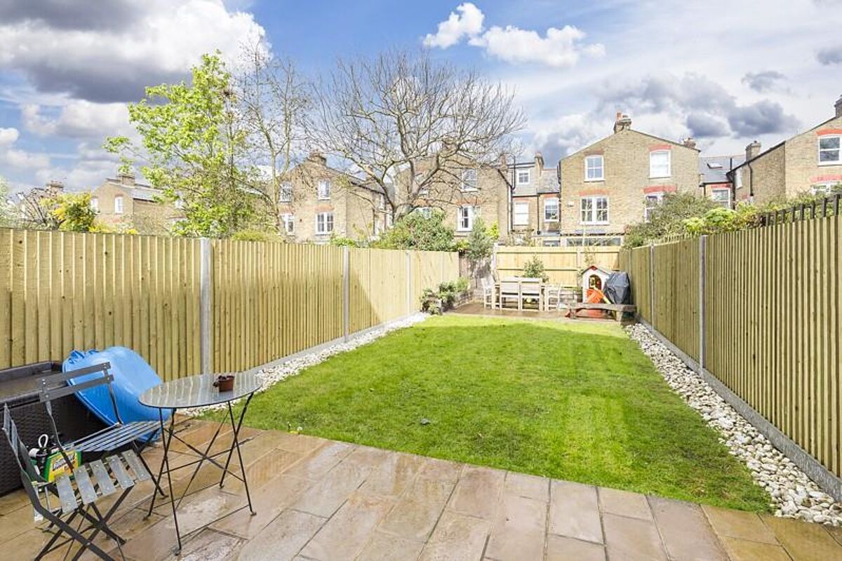 house to rent in Crescent Lane, Abbeville Village, Clapham, London, SW4