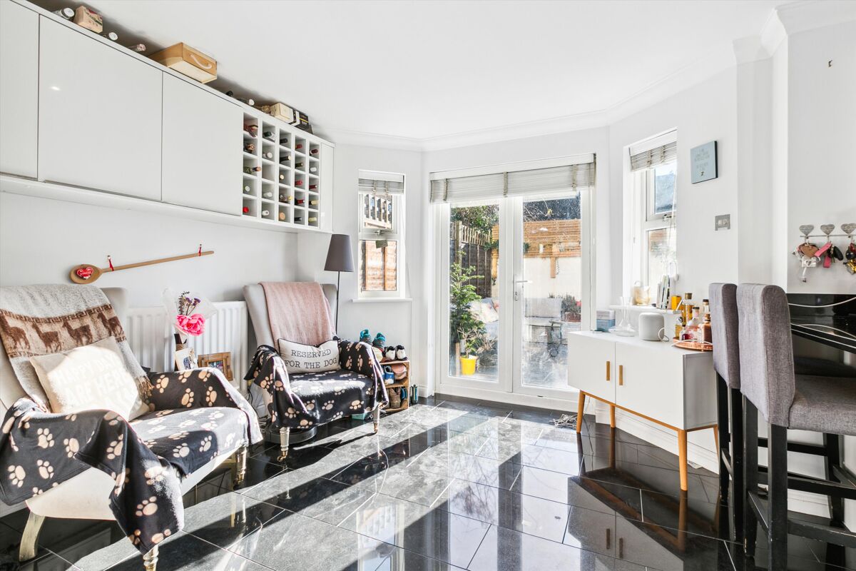 house to rent in Clarence Mews, Clapham South, London, SW12