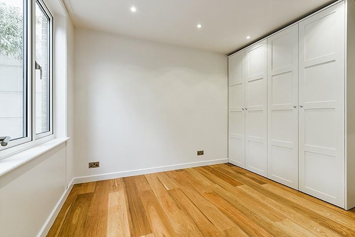 house to rent in Crescent Grove, Clapham Common, London, SW4