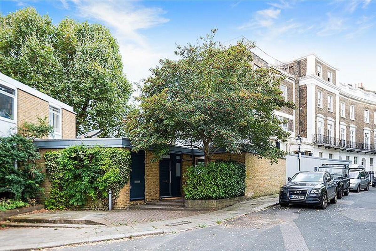 house to rent in Crescent Grove, Clapham Common, London, SW4