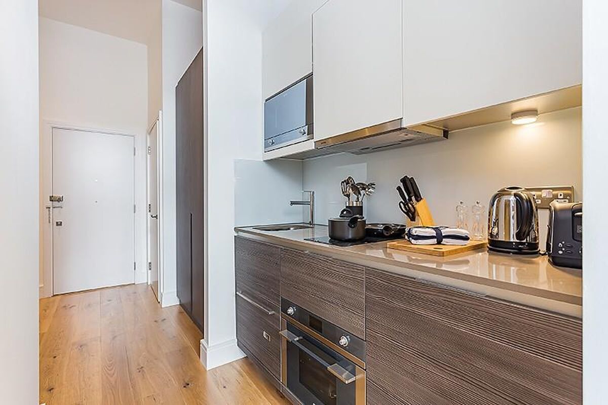 Flat to rent in The Printworks, Clapham Road, Stockwell, London, SW9