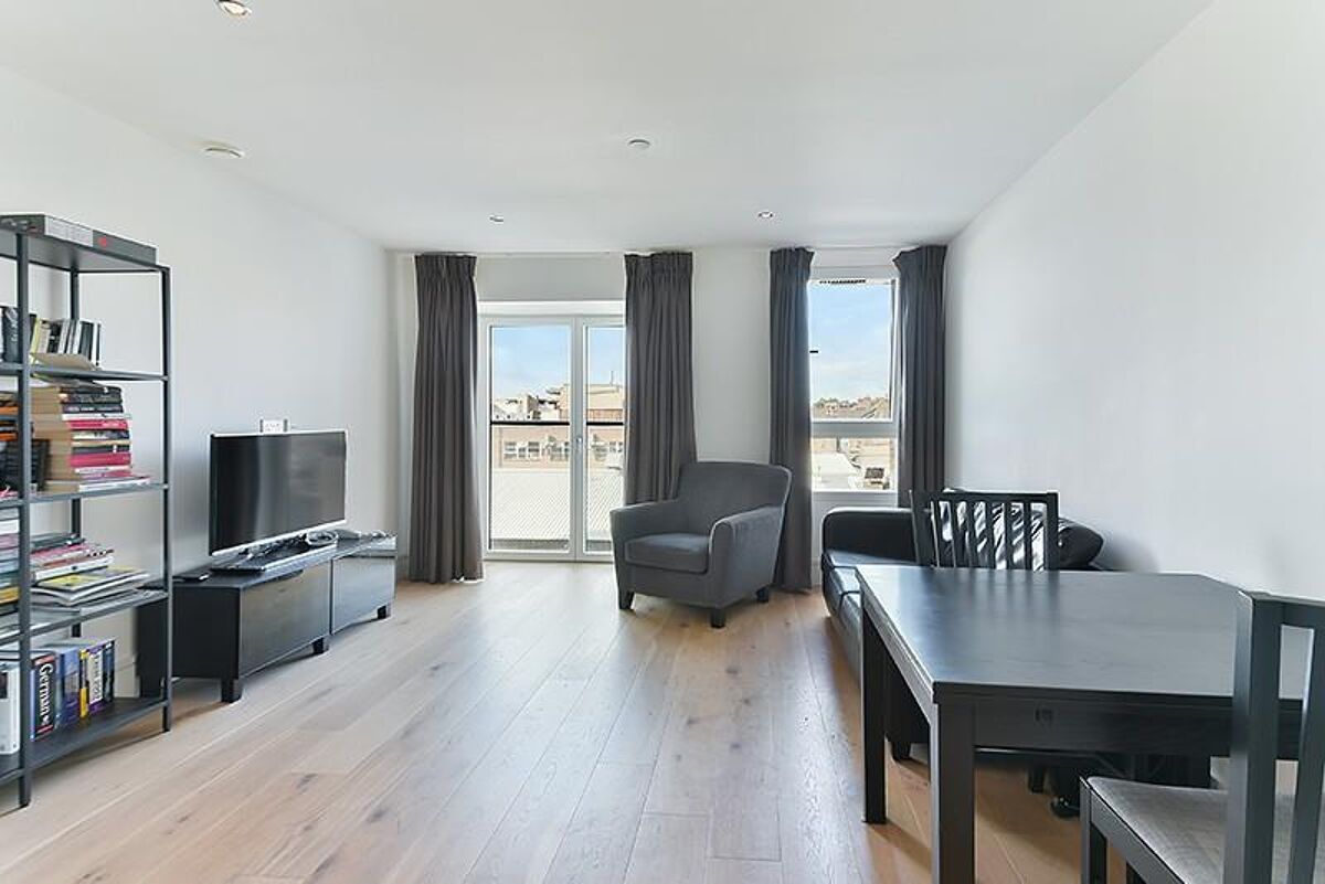 flat to rent in St Lukes Avenue, Clapham, London, SW4 CPQ012254349