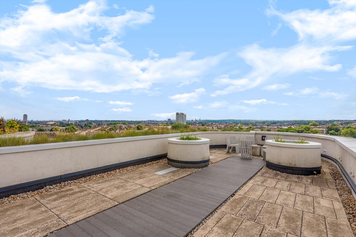 flat to rent in St Lukes Avenue, Clapham, London, SW4 CPQ012254349