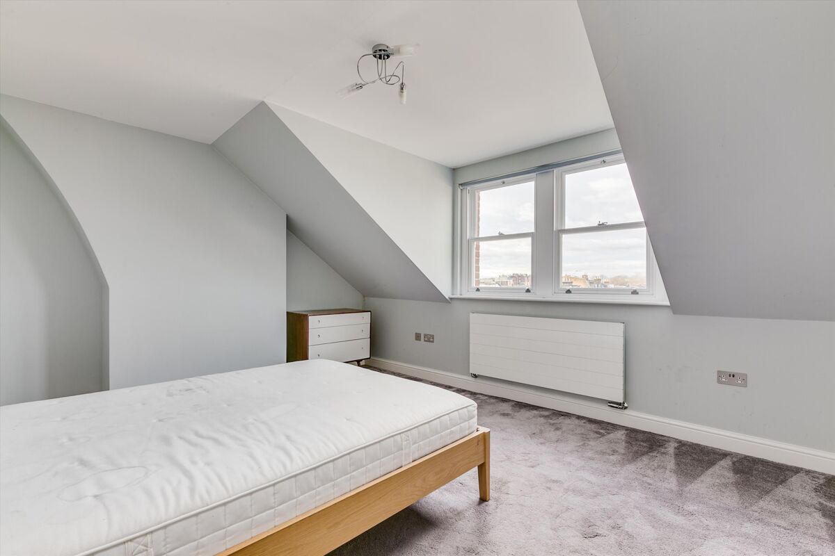 flat to rent in b's Road, Battersea, London, SW11 CPQ012273846