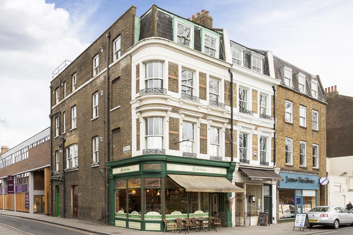 flat to rent in The Pavement, Clapham, London, SW4 CPQ012296044