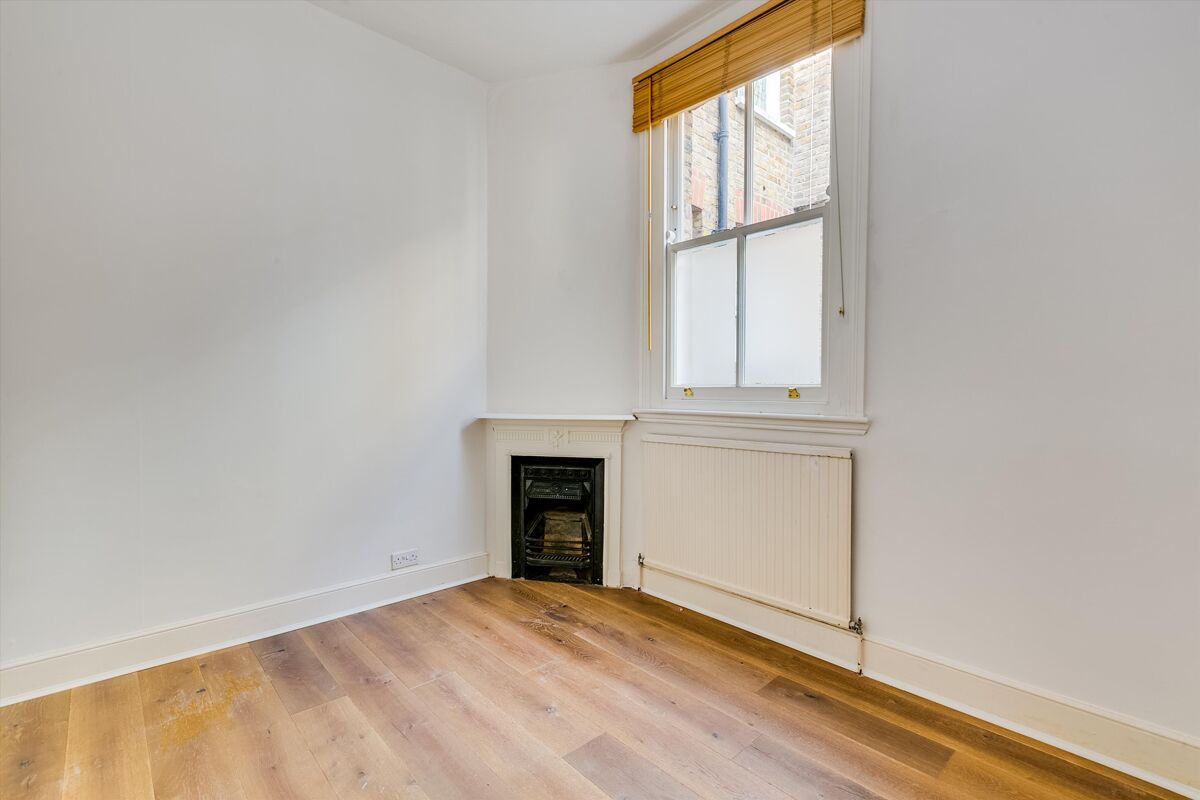 flat to rent in Ramsden Road, London, SW12 CPQ012335987 Knight Frank