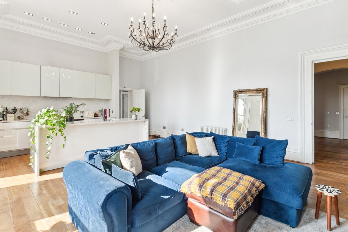 flat to rent in Thornton Place, Clapham Common North Side, Clapham