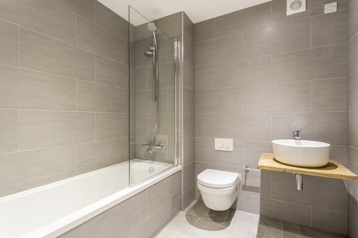 flat to rent in Bedford Road, Clapham, London, SW4 CPQ012361631