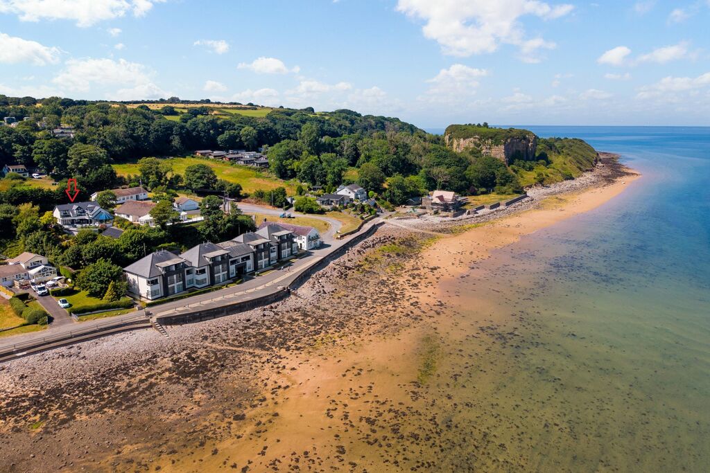 Image of Red Wharf Bay, Pentraeth, Isle of Anglesey LL75