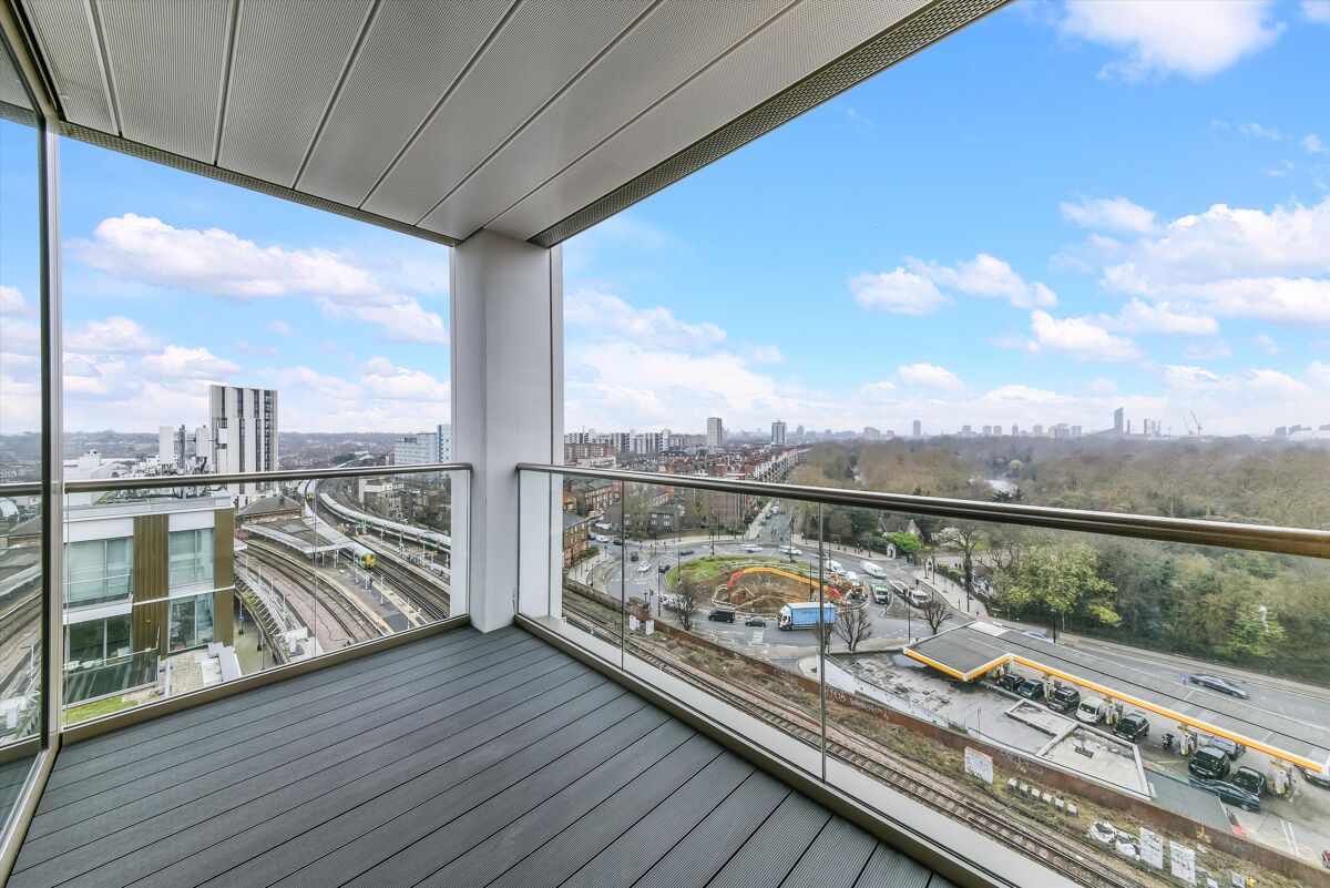 flat to rent in Palmer Road, London, SW11 CUS012037773 Knight Frank