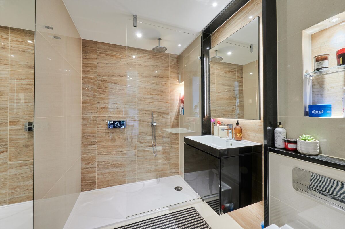 flat to rent in West End Gate, Edgware Road, London, W2 CUS012057315