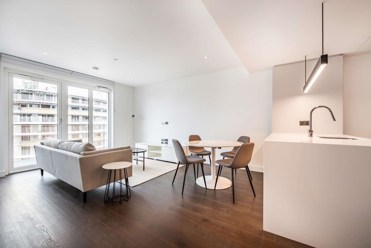 flat to rent in Fountain Park Way, London, W12 CUS012101226 Knight