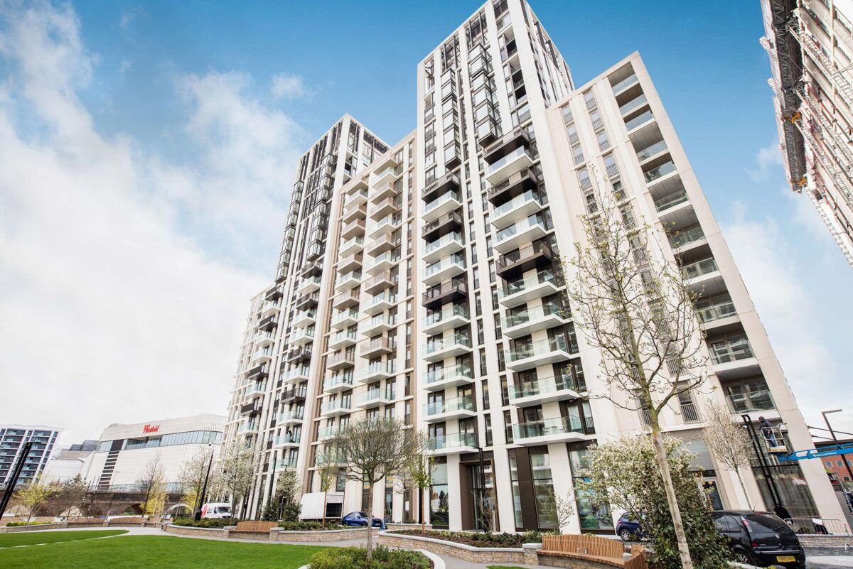 flat to rent in Fountain Park Way, London, W12 CUS012101226 Knight