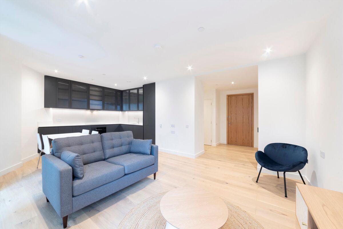 flat to rent in Ashley Road, Tottenham Hale, London, N17 CUS012299345