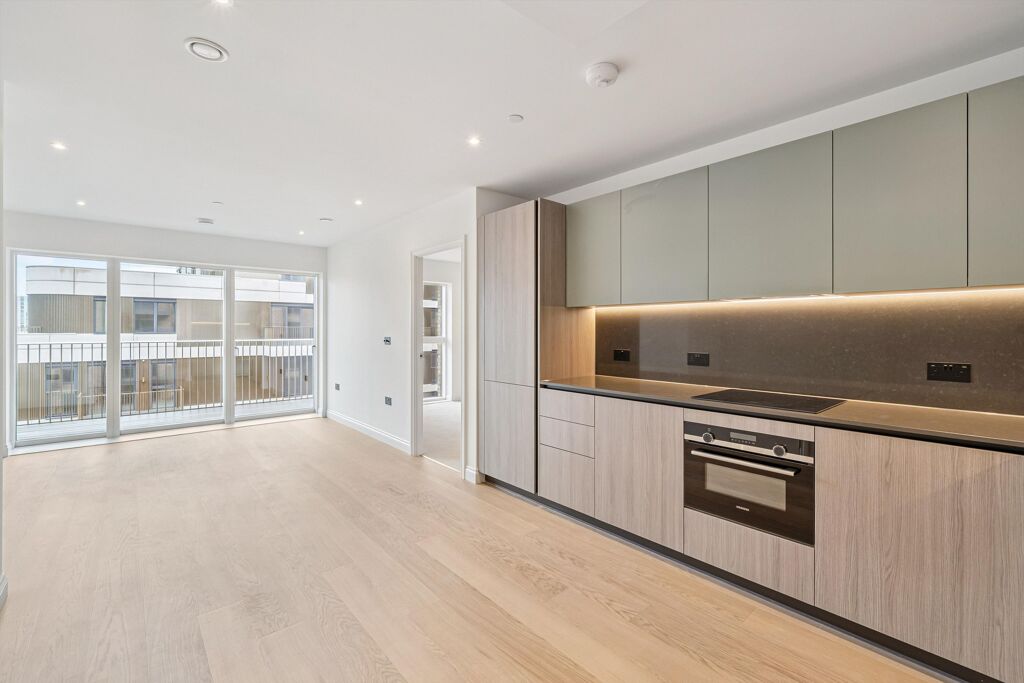 Image of 1 Potters Road, London SW6