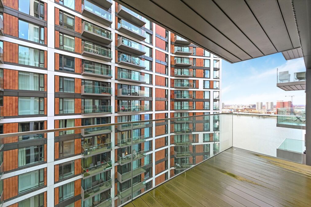 Image of Duke of Wellington Avenue, London, SE18
