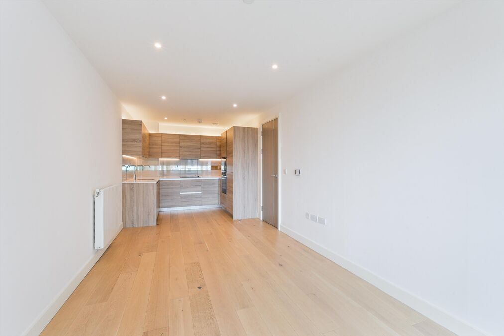 Image of Duke of Wellington Avenue, London, SE18