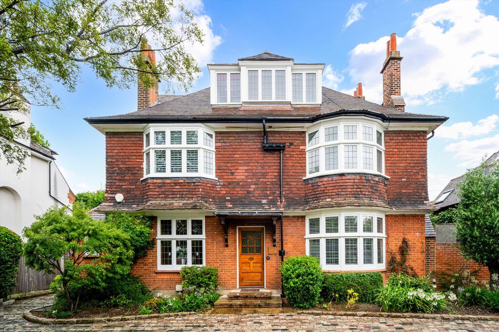 Image of Manor Way, London, SE3