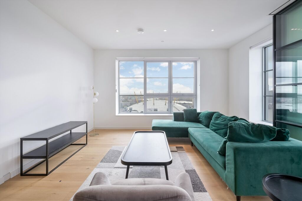 Image of Douglass Tower, Goodluck Hope Walk, London, E14.