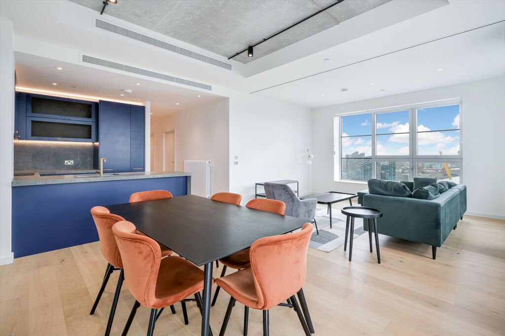 Image of Douglass Tower, Goodluck Hope Walk, London, E14.