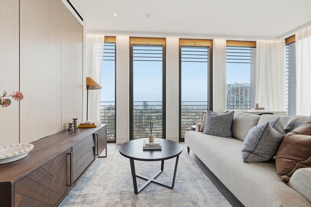 Image of One Bishopsgate Plaza, Houndsditch, London EC3A