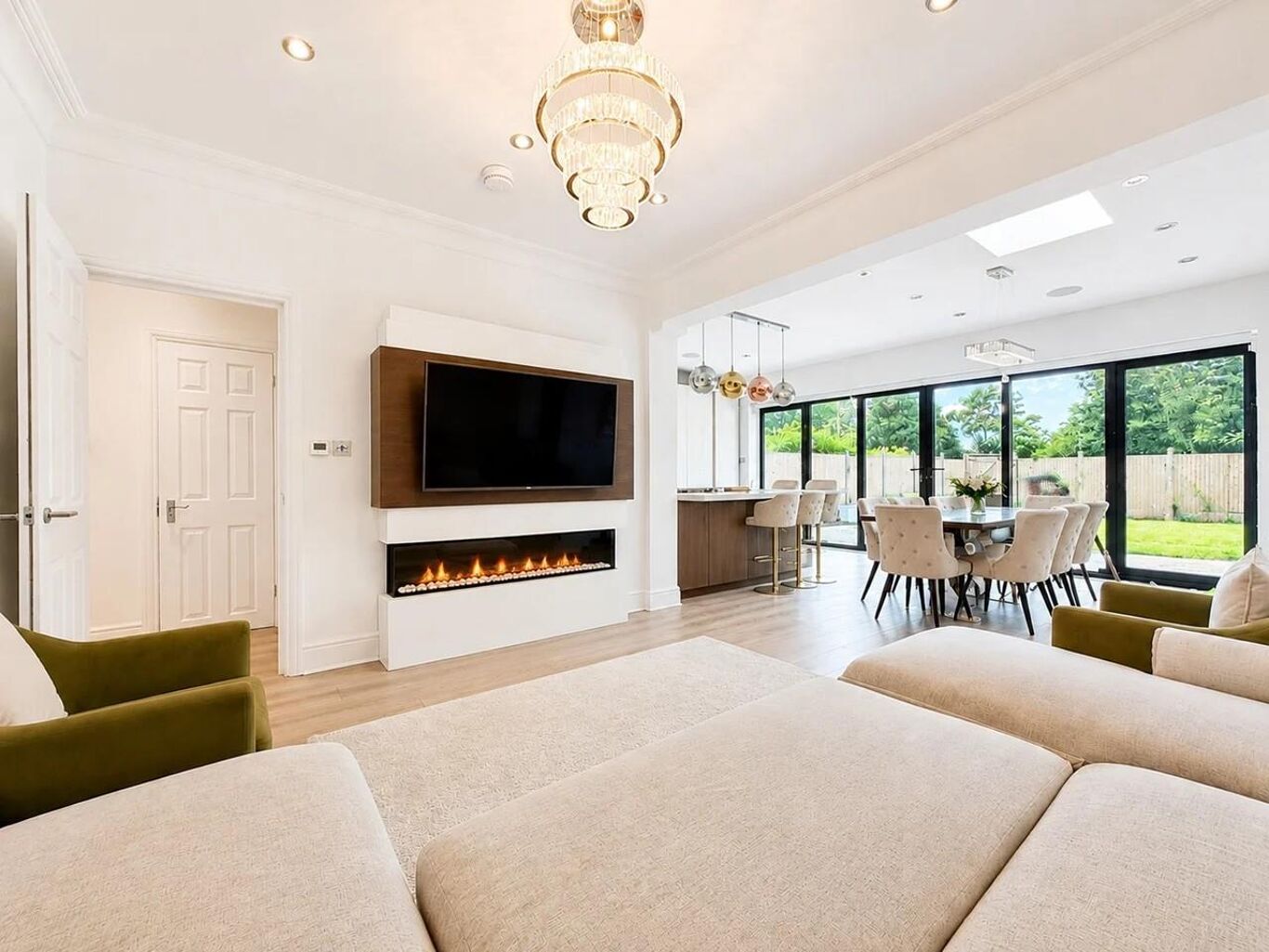 Image of The Vale, London NW11.