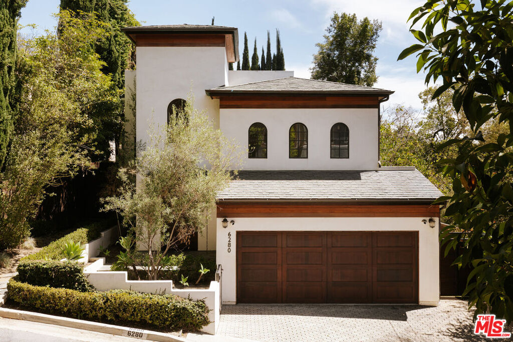 Image of 6280 Ivarene Ave, Los Angeles, CA, 90068, US
