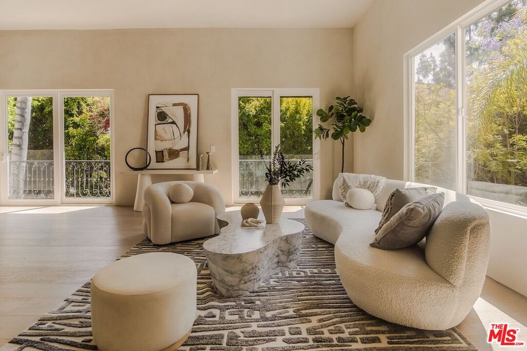 Image of 1969 Curson Pl, Los Angeles, CA, 90046, US